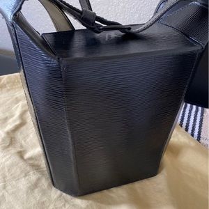 Louis Vuitton Box Bag